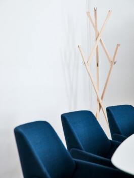 zirup-architektur-z196-cis-office-08 architecture and interior design projects by Vienna-based studio Zirup ZT GmbH